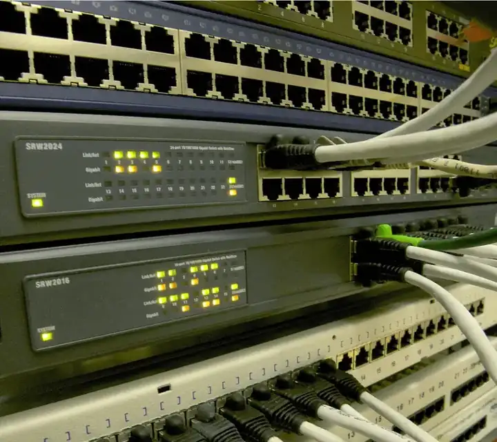 DataRoad conclui mega‑projeto de migração de sala de servidores e instalação de 6000 metros de cablagem estruturada C...
